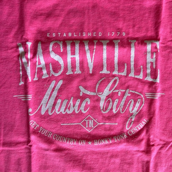 Nashville T-Shirt Size Medium - Picture 2 of 2